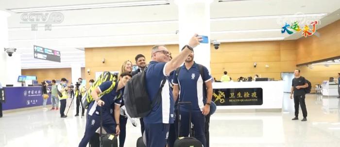 巴西代表团抵达成都 大运会筹备进入倒计时