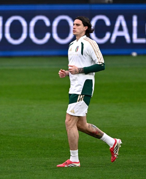 意大利队战术选择引争议 北爱尔兰伤病影响出战