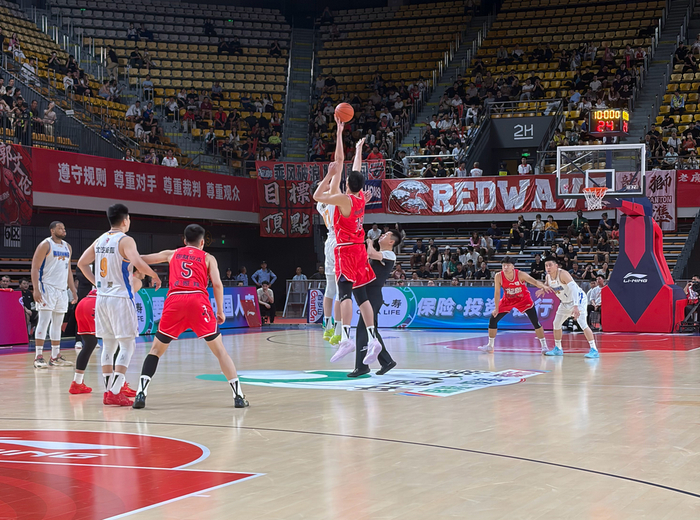 北京队升至第三冲击季后赛前四格局生变