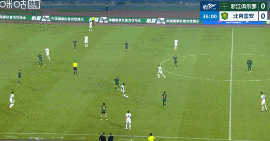 中超新星托利奇上演齐达内式优雅过人，对阵国