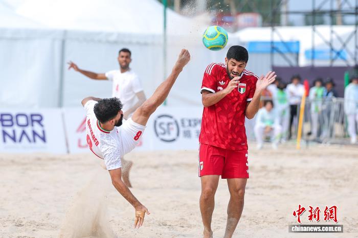 伊朗沙滩足球首战告捷5-2力克阿联酋